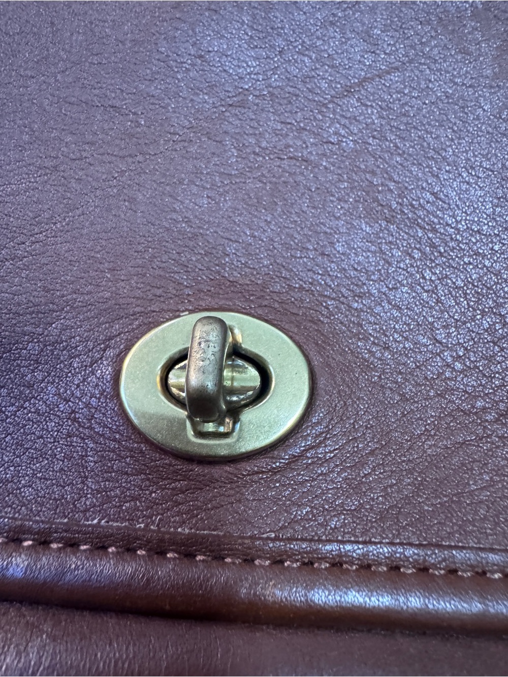 Vintage Coach Ridgefield Flap Crossbody Bag Style 9812 - Picture 15 of 16